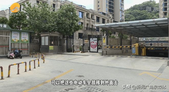 pg电子游戏娱乐官网泉州市区：这个小区物业设闸阻碍消防通道！(图4)