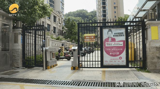 pg电子游戏娱乐官网泉州市区：这个小区物业设闸阻碍消防通道！(图1)